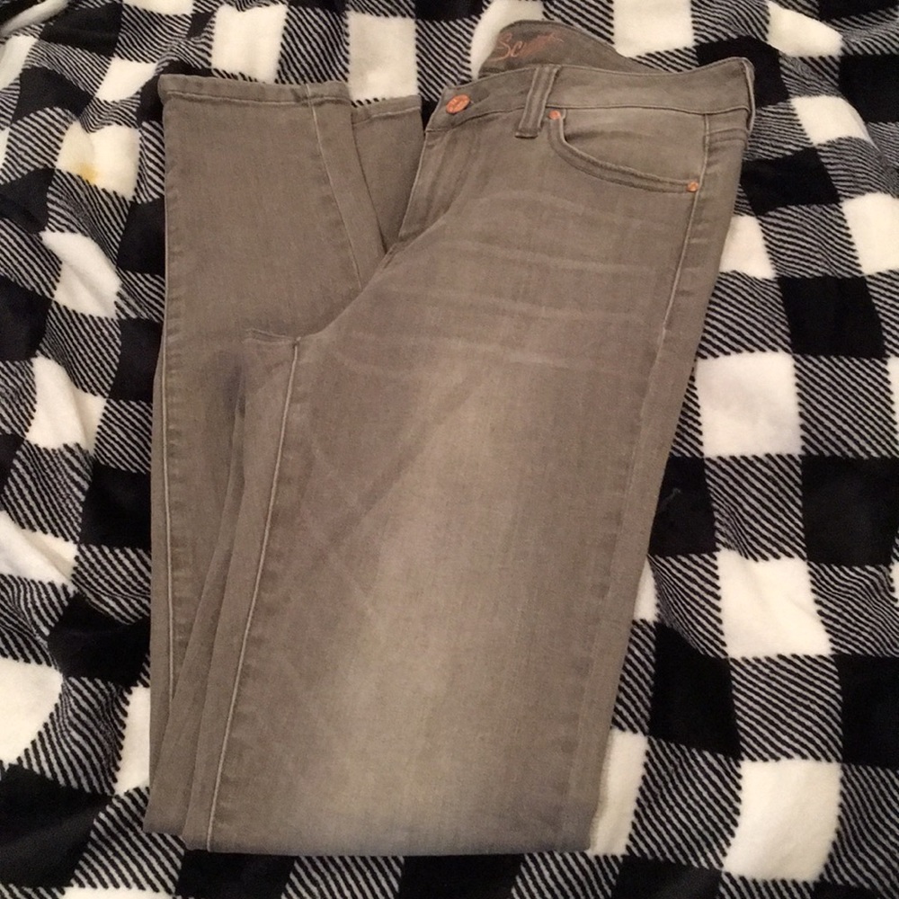 Body Sculpt Mid Rise Skinny Jean